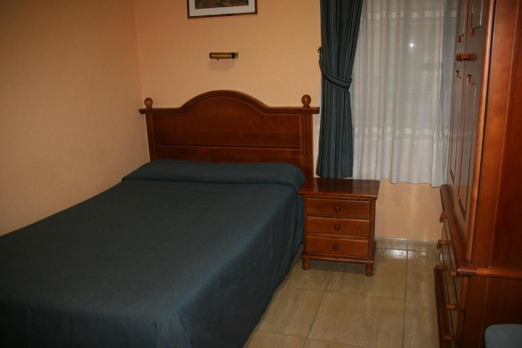 Hostal Playa 2 Мадрид Номер фото